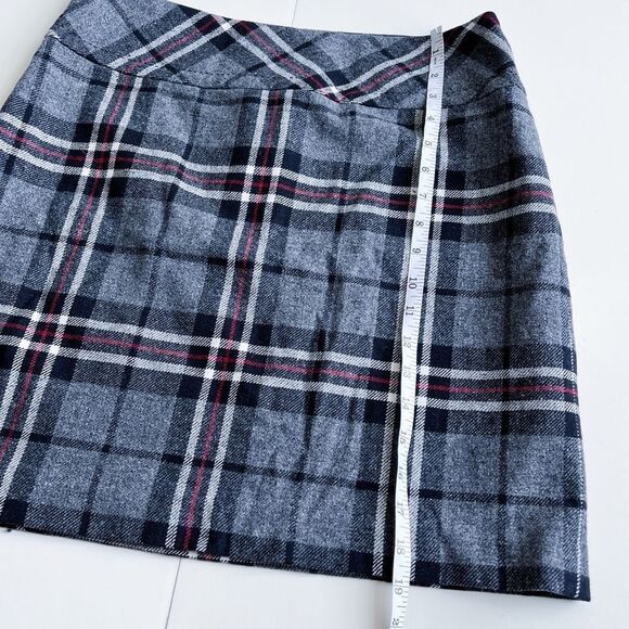 Eddie Bauer Black, Gray, White and Red Plaid Wool Mini Skirt | Women’s Size 6 - Picture 9 of 16